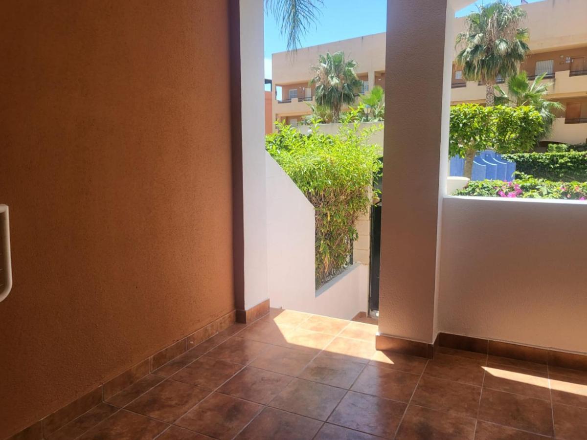 ¡Bajo Precioso Con Salida Directa A La Piscina Comunitaria En Paraiso De Vera! Екстериор снимка