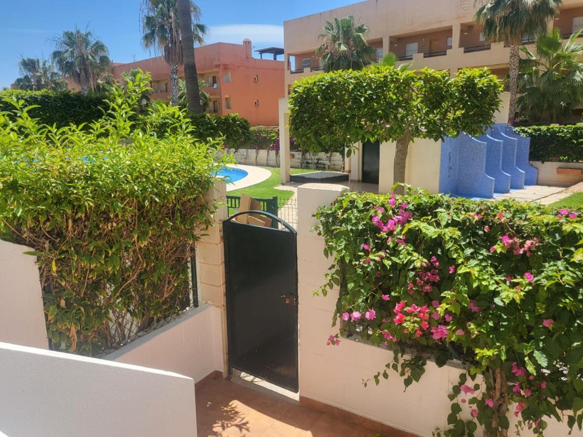 ¡Bajo Precioso Con Salida Directa A La Piscina Comunitaria En Paraiso De Vera! Екстериор снимка