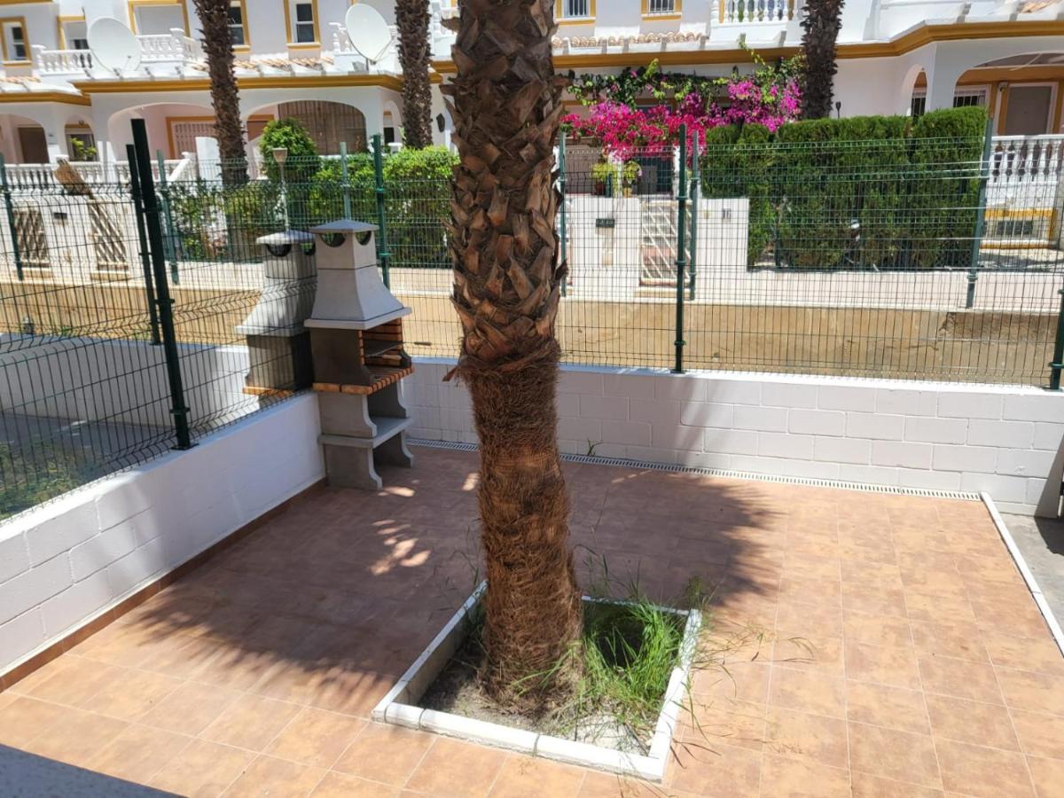 ¡Bajo Precioso Con Salida Directa A La Piscina Comunitaria En Paraiso De Vera! Екстериор снимка