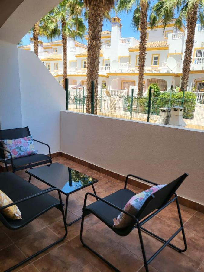 ¡Bajo Precioso Con Salida Directa A La Piscina Comunitaria En Paraiso De Vera! Екстериор снимка